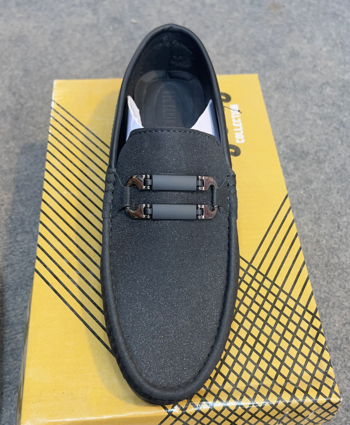 Happy Walk Men Dark Grey Loafer Shoes With Metal Detail formal And Casual Wear
