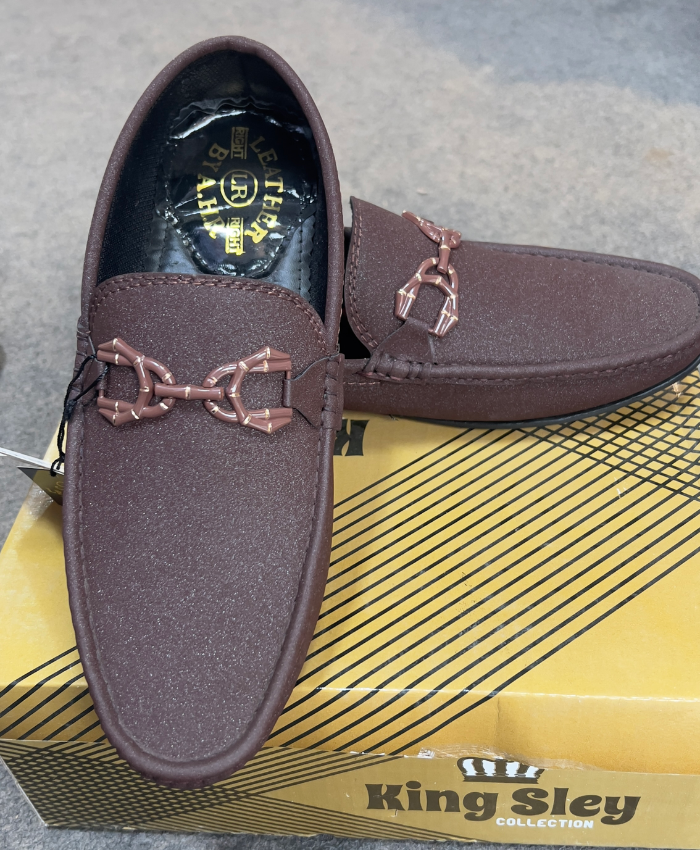 Happy Walk Brown Casual  Loafer With Metal Buckle Footwear For Daily Use