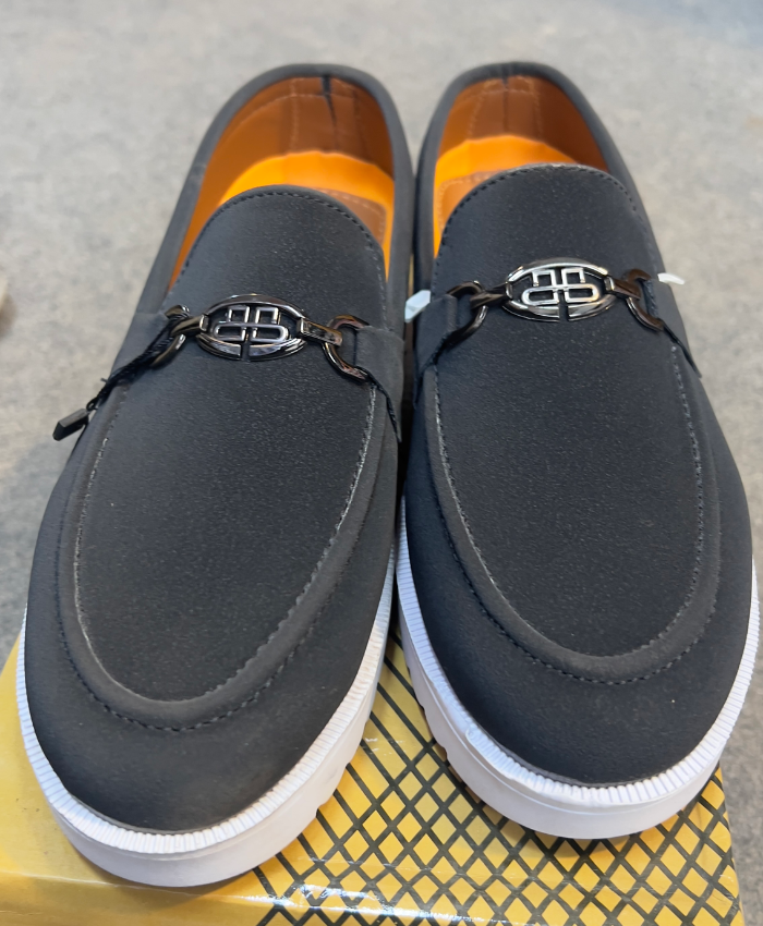 Happy Walk Men Dark Grey Loafer Shoes With Metal Buckle For Daily Wear