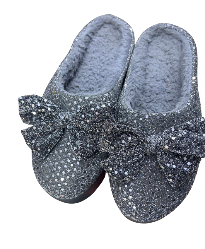 Happy Walk Women Grey Fur Lined Slippers With Bow Design For Indoor Use